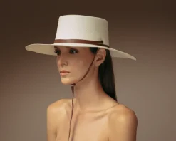 Long Brim Cordovan hat with Leather band