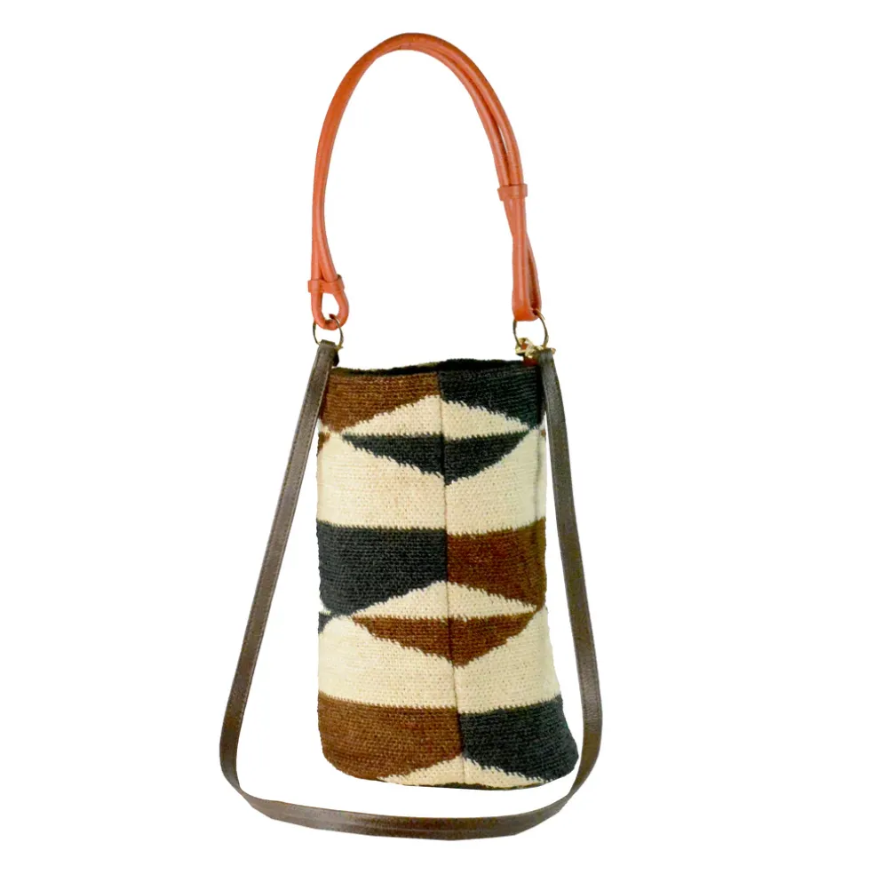 Shigra Bucket